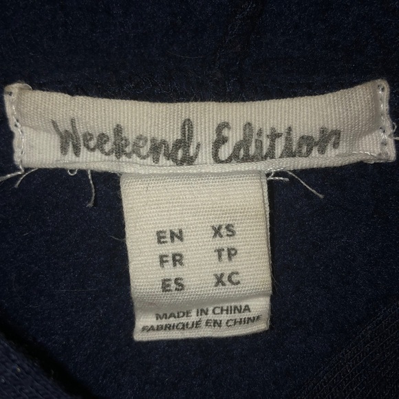 🌻Striped Blue Cropped Hoodie🌻 - Picture 2 of 2